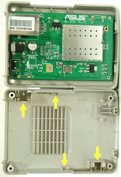 ASUS WL330: Inside view showing antennas