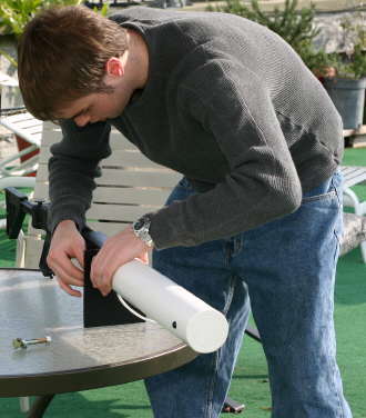 Attaching antenna to coupler